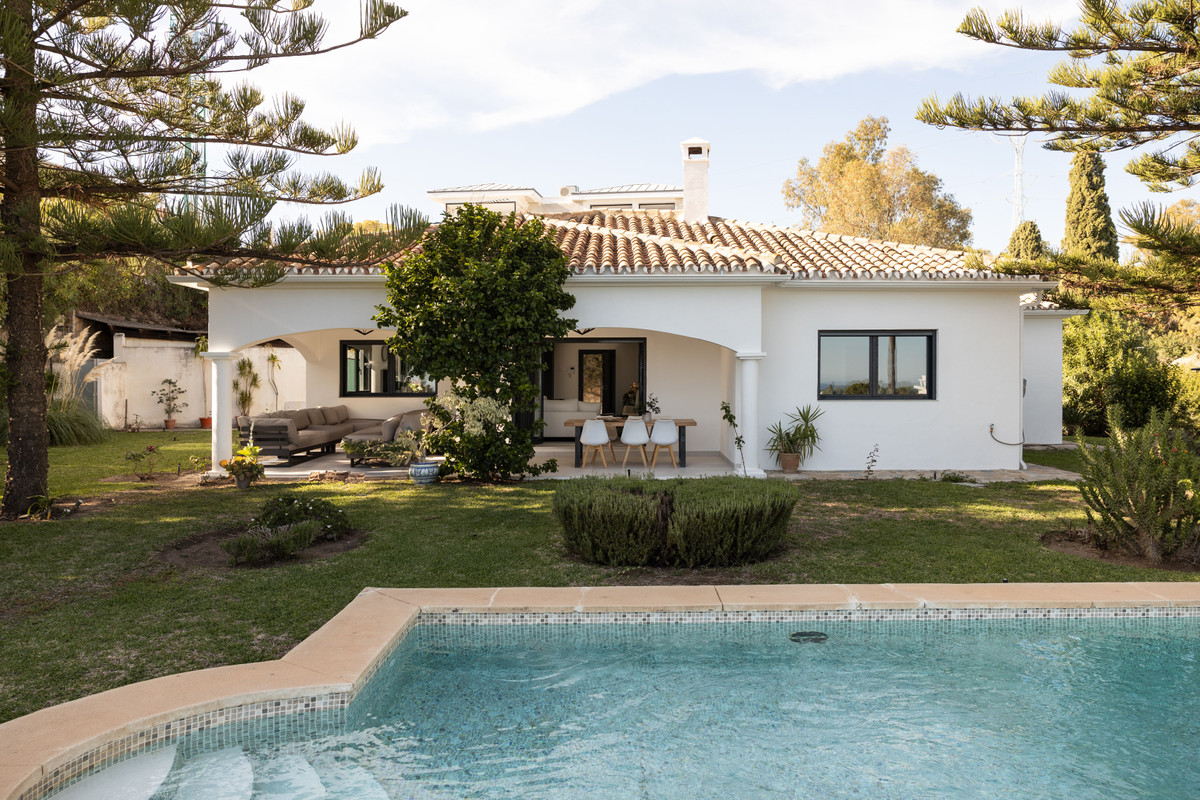 3 Bed Townhouse for sale in La Quinta Costa Del Sol, Málaga, Spain