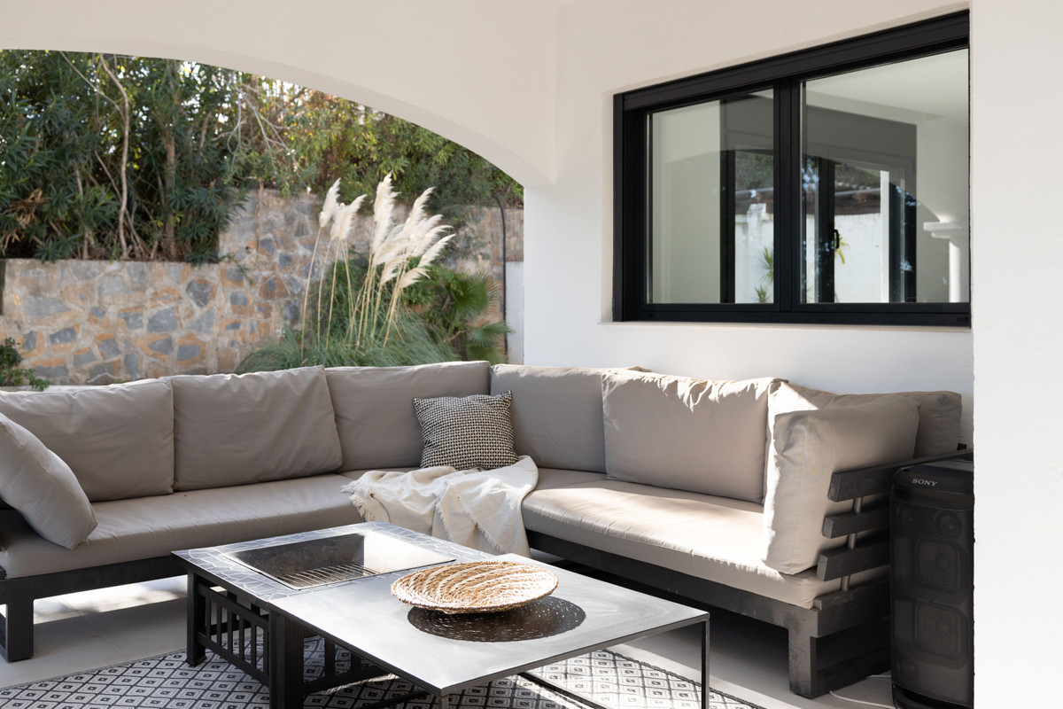 3 Bed Townhouse for sale in La Quinta Costa Del Sol, Málaga, Spain