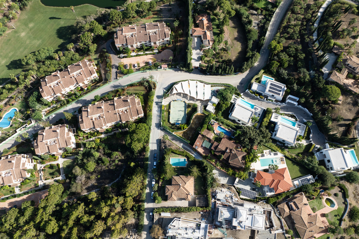 3 Bed Townhouse for sale in La Quinta Costa Del Sol, Málaga, Spain