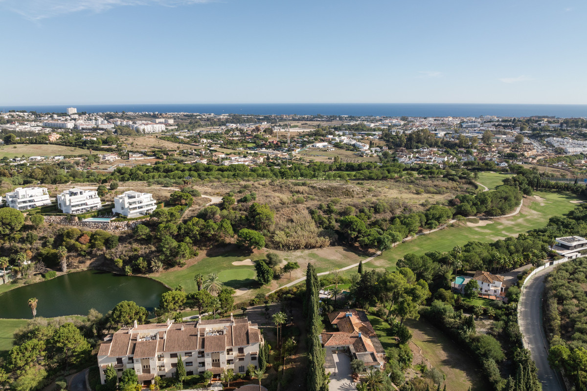3 Bed Townhouse for sale in La Quinta Costa Del Sol, Málaga, Spain