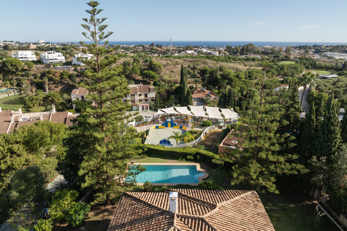 3 Bed Townhouse for sale in La Quinta Costa Del Sol, Málaga, Spain