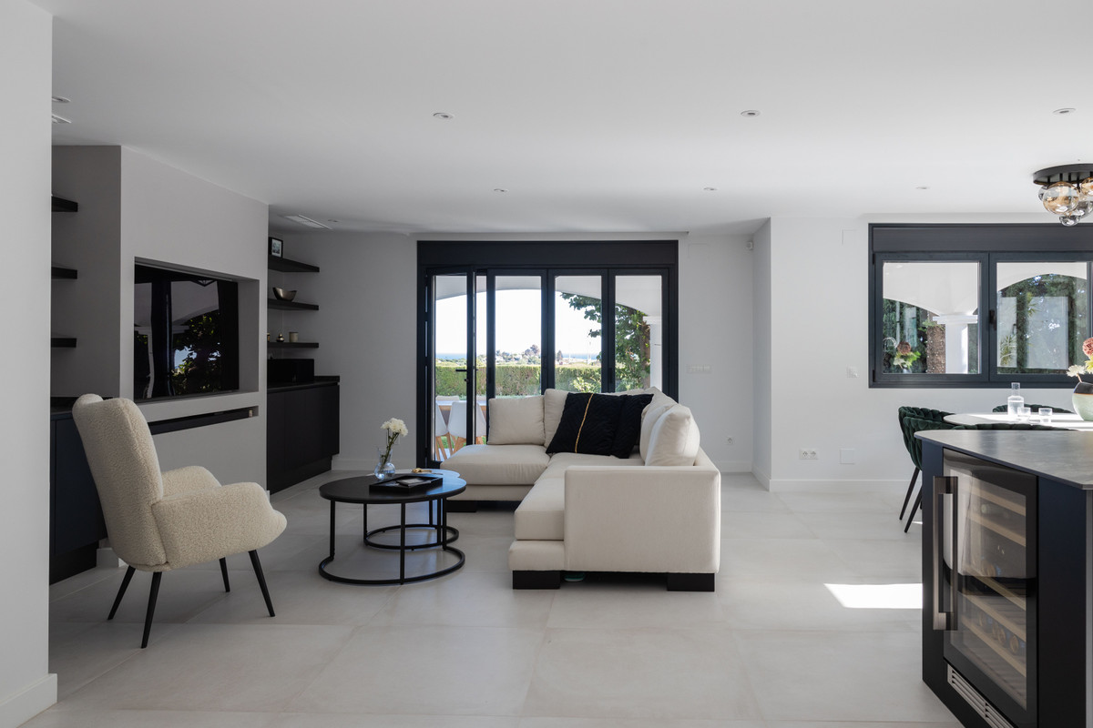 3 Bed Townhouse for sale in La Quinta Costa Del Sol, Málaga, Spain