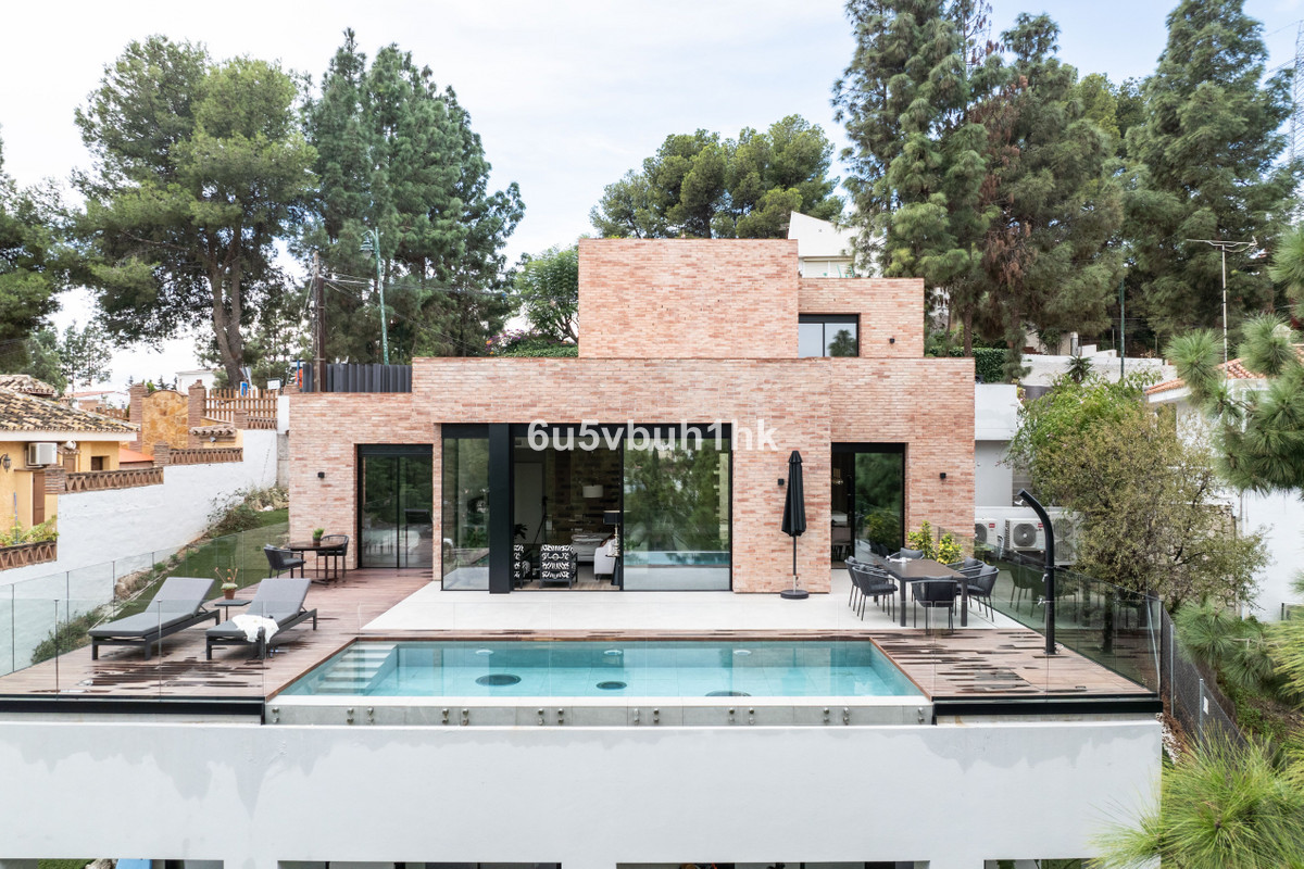 4 Bed Townhouse for sale in El Atabal Málaga Ciudad, Málaga, Spain