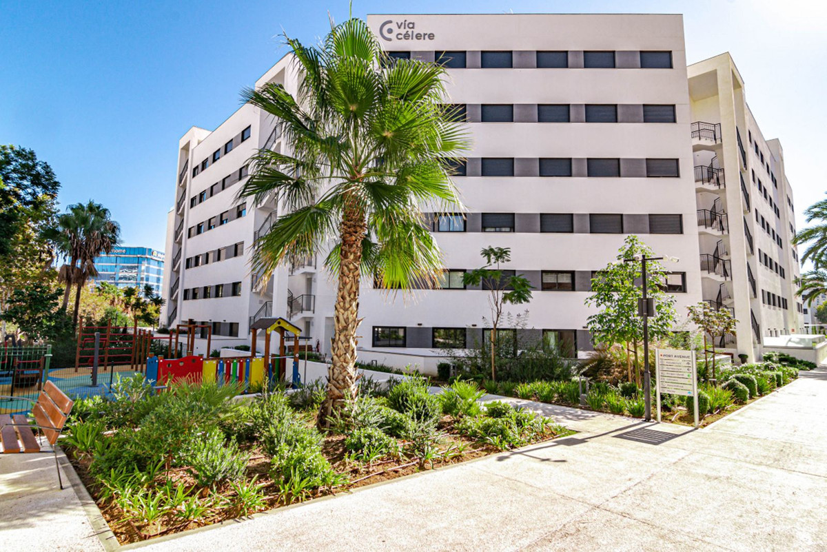 3 Bed Apartment for sale in Marbella Costa Del Sol, Málaga, Spain