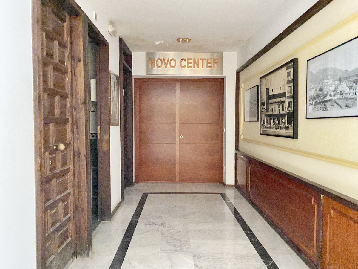 Se vende Oficina de 9 dormitorios en Costa Del Sol, Málaga, España