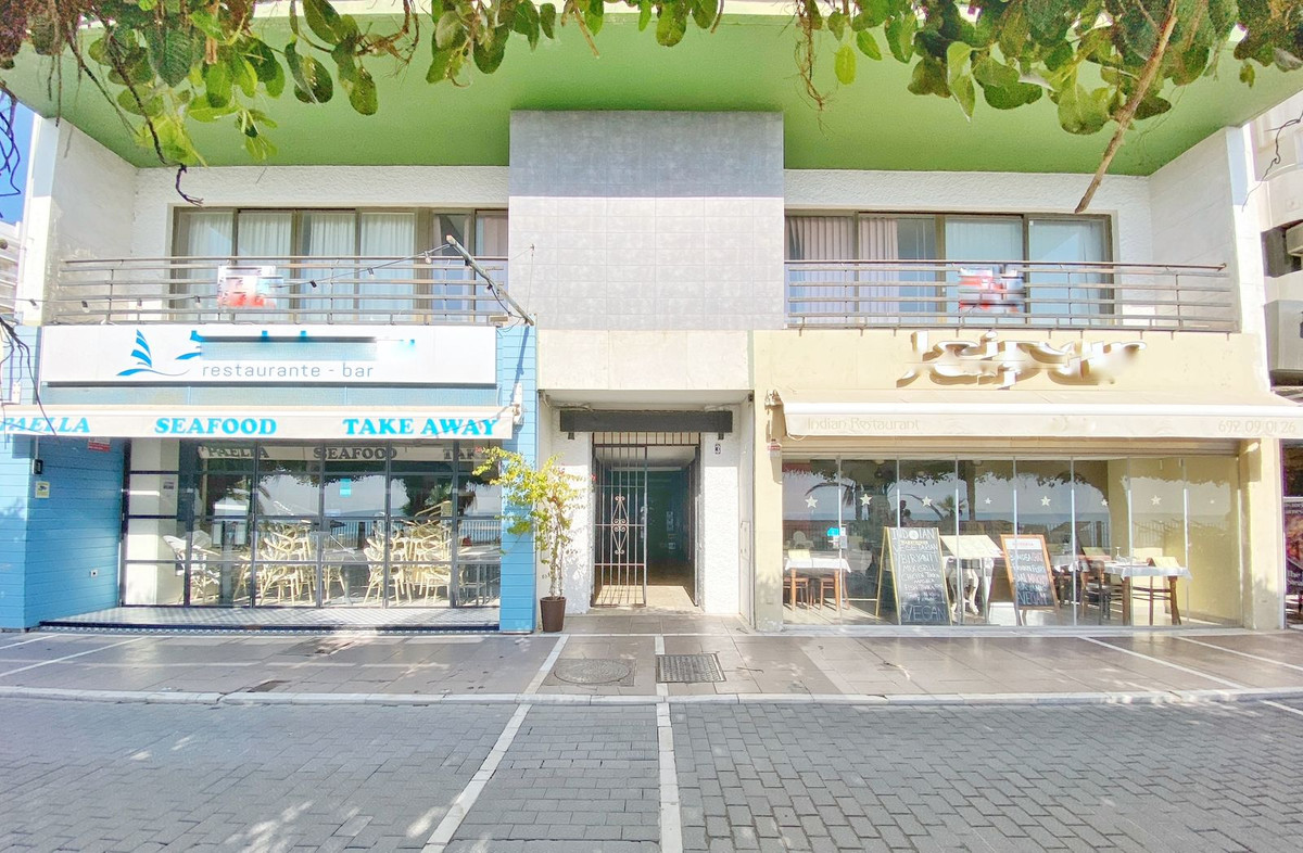 Se vende Oficina de 9 dormitorios en Costa Del Sol, Málaga, España