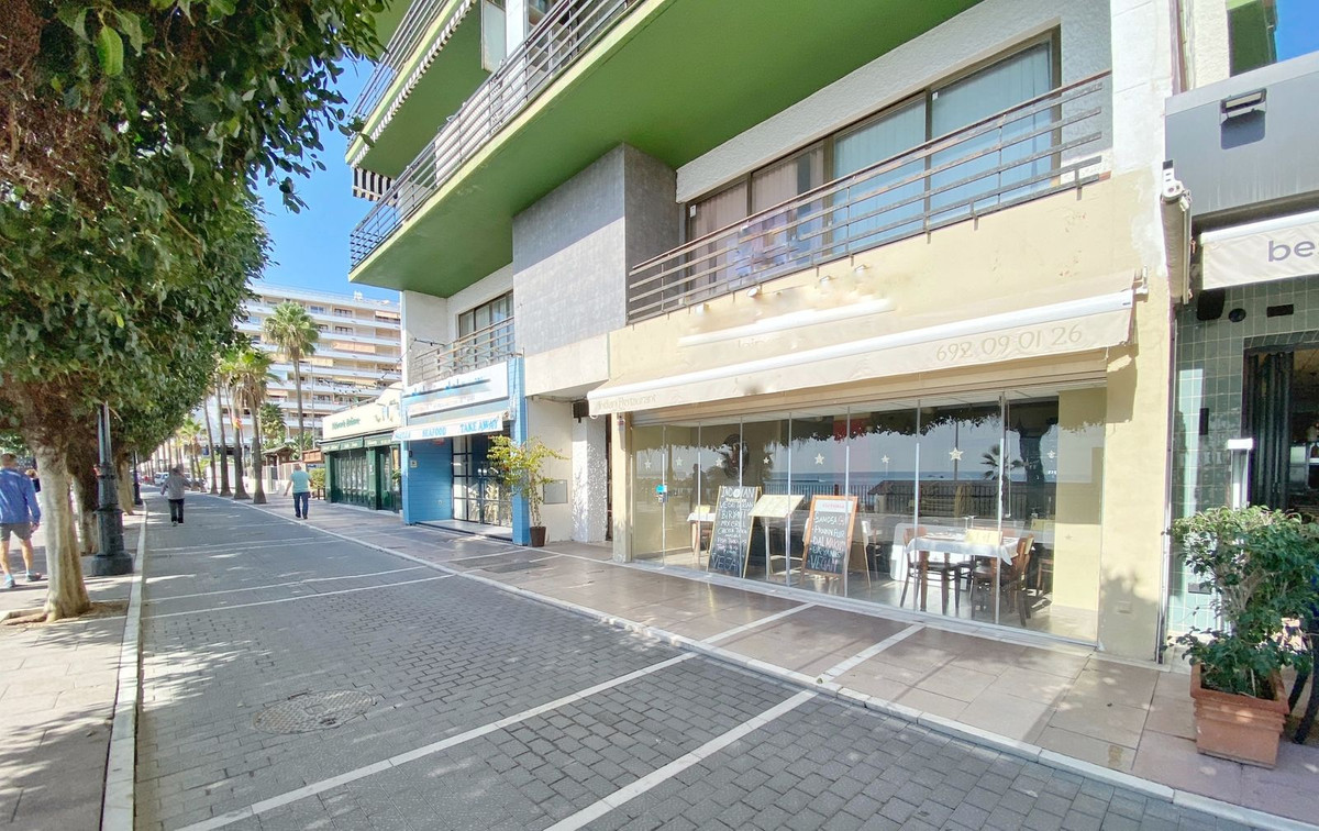 Se vende Oficina de 9 dormitorios en Costa Del Sol, Málaga, España