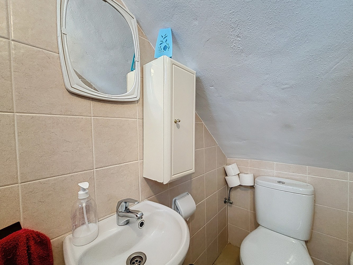 Se vende Pareada de 3 dormitorios en Costa Del Sol East, Málaga, España