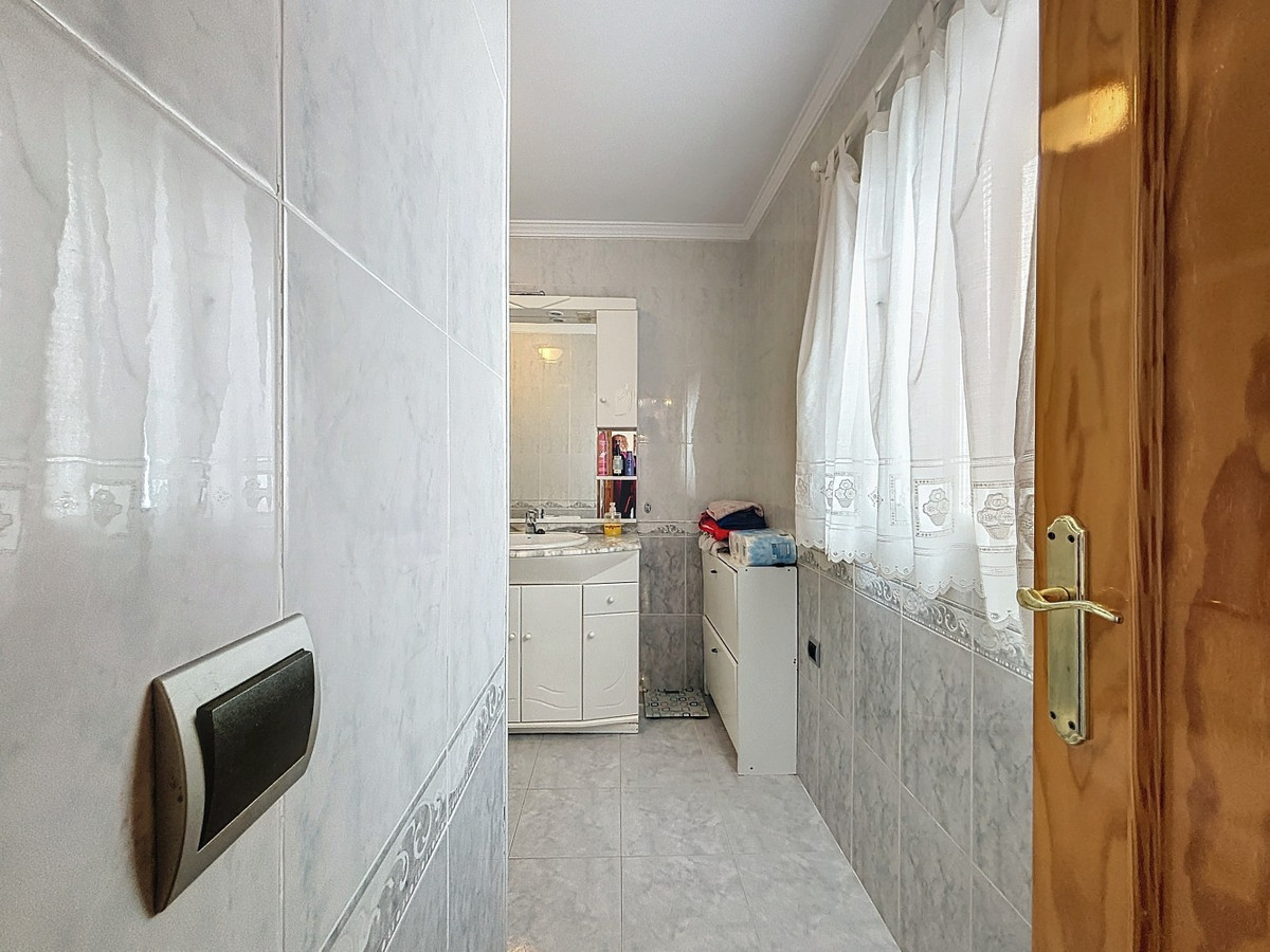 Se vende Pareada de 3 dormitorios en Costa Del Sol East, Málaga, España