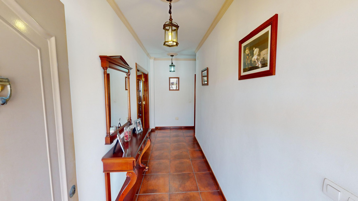 Se vende Villa - Chalet de 5 dormitorios en Costa Del Sol East, Málaga, España