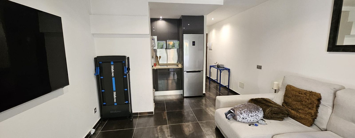 Se vende Estudio Planta Media de 1 dormitorios en Costa Del Sol, Málaga, España