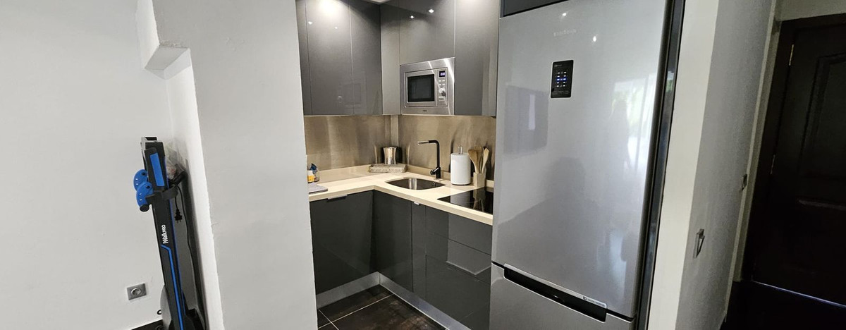 Se vende Estudio Planta Media de 1 dormitorios en Costa Del Sol, Málaga, España