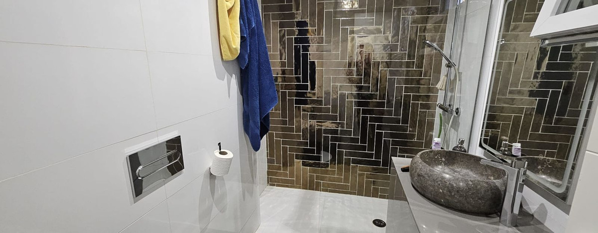 Se vende Estudio Planta Media de 1 dormitorios en Costa Del Sol, Málaga, España