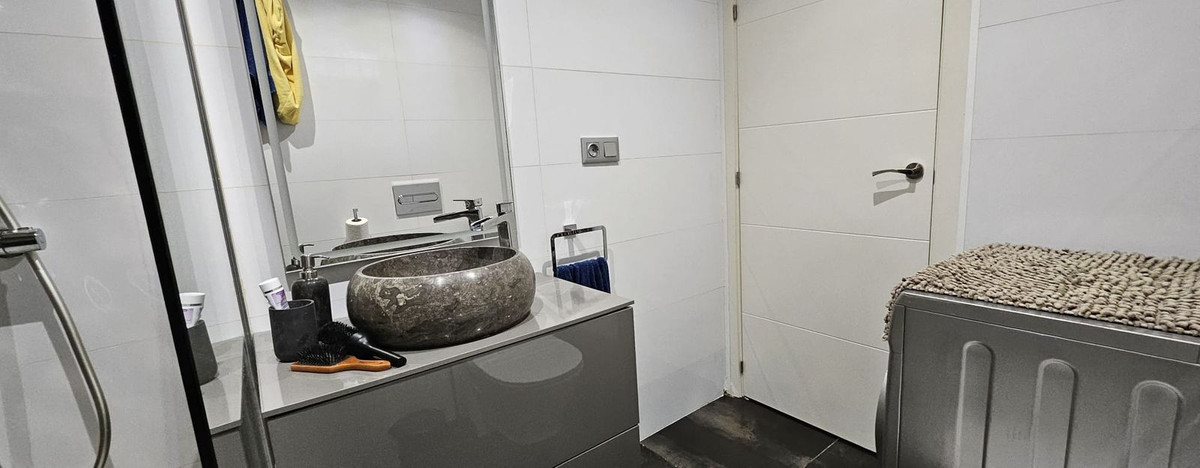 Se vende Estudio Planta Media de 1 dormitorios en Costa Del Sol, Málaga, España
