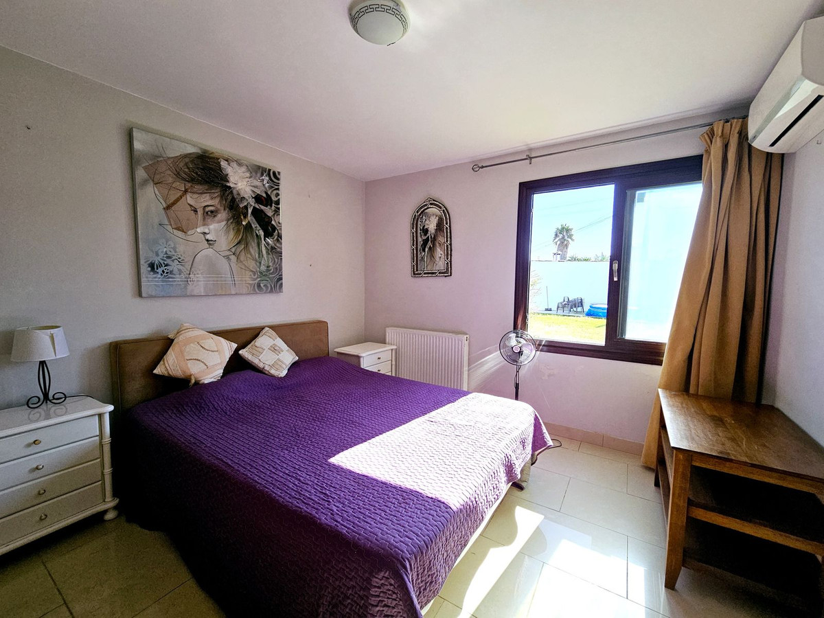 6 Bed Townhouse for sale in Estepona Costa Del Sol, Málaga, Spain