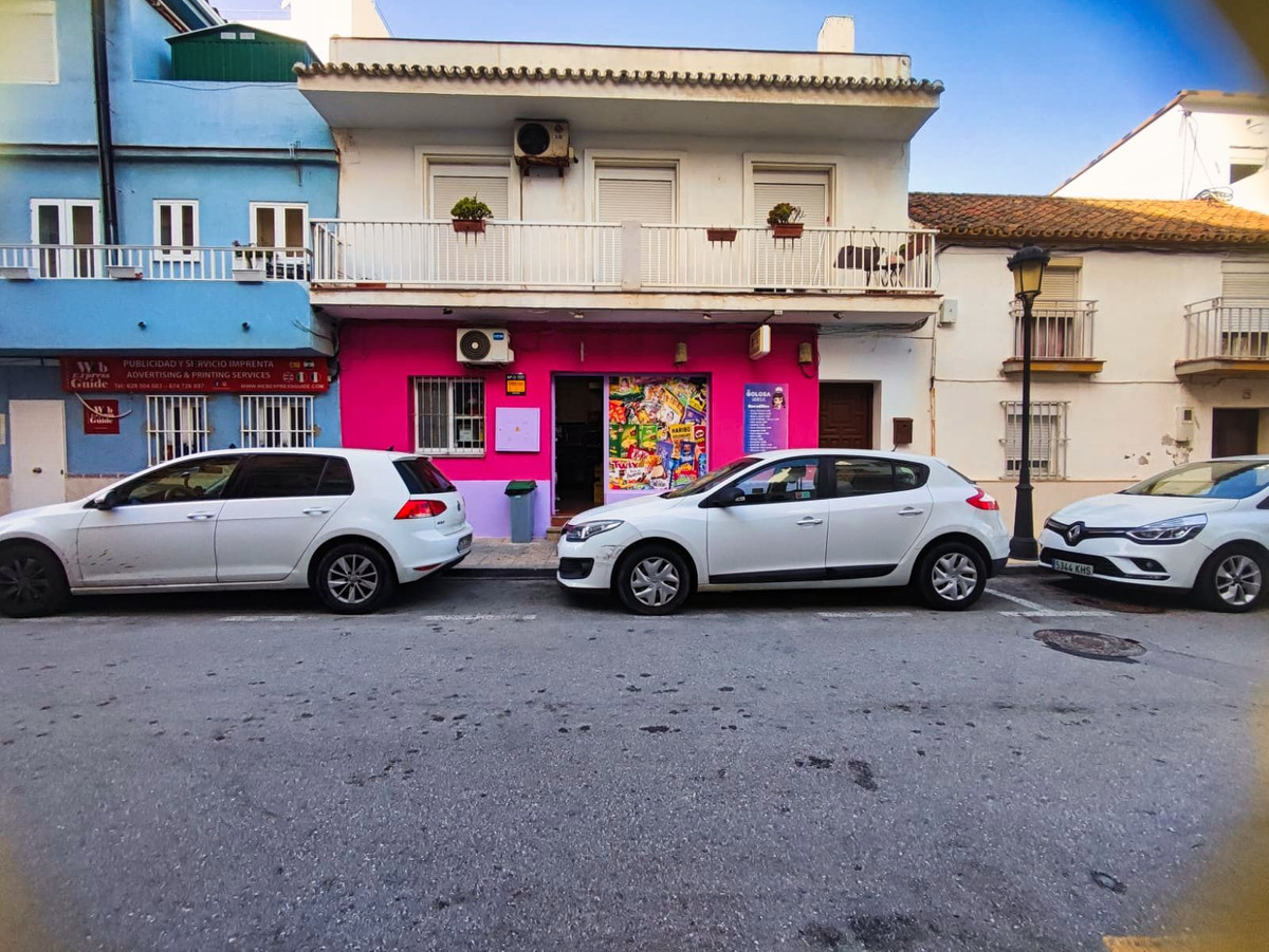 Se vende Tienda  en Costa Del Sol, Málaga, España