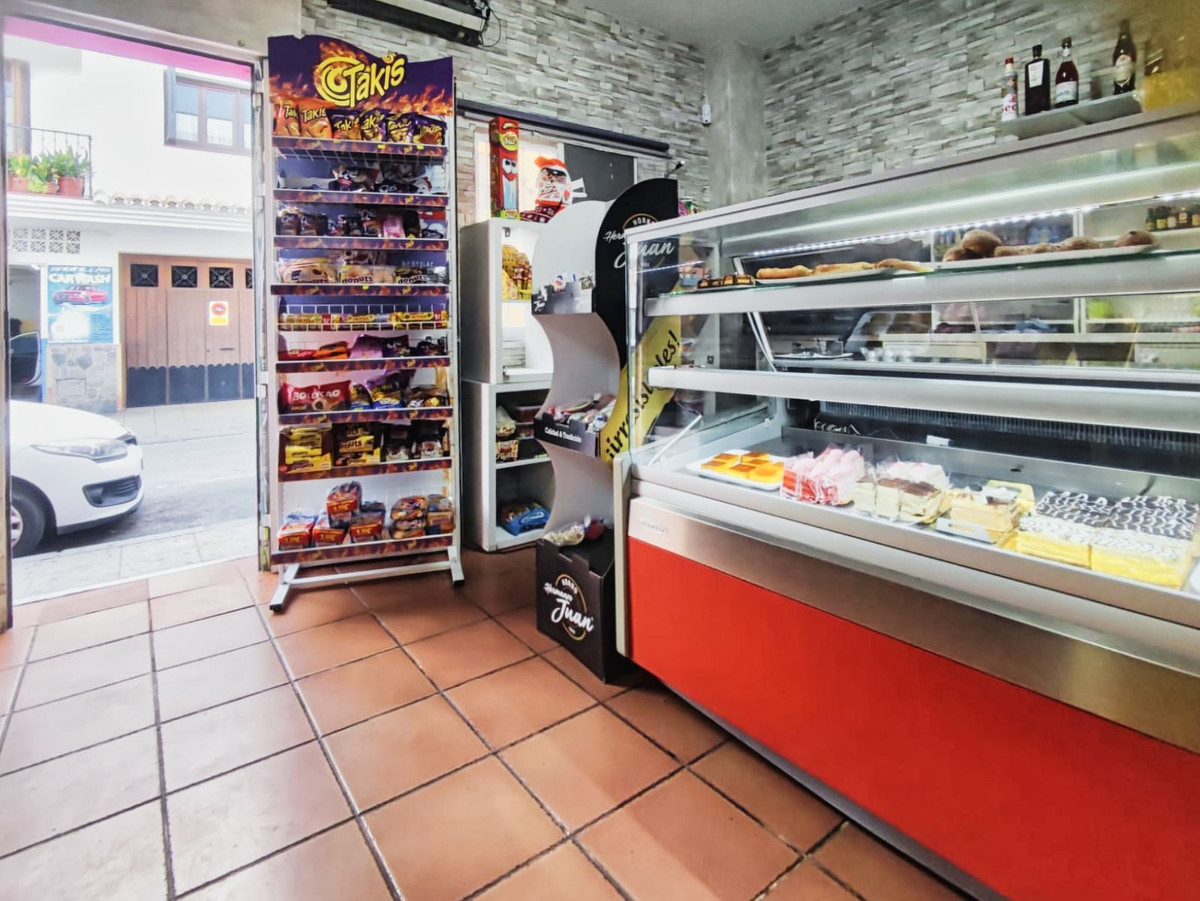 Se vende Tienda  en Costa Del Sol, Málaga, España