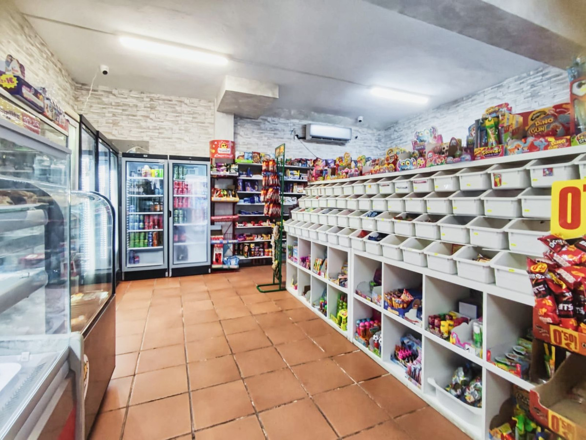 Se vende Tienda  en Costa Del Sol, Málaga, España