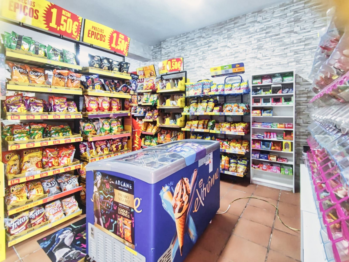 Se vende Tienda  en Costa Del Sol, Málaga, España