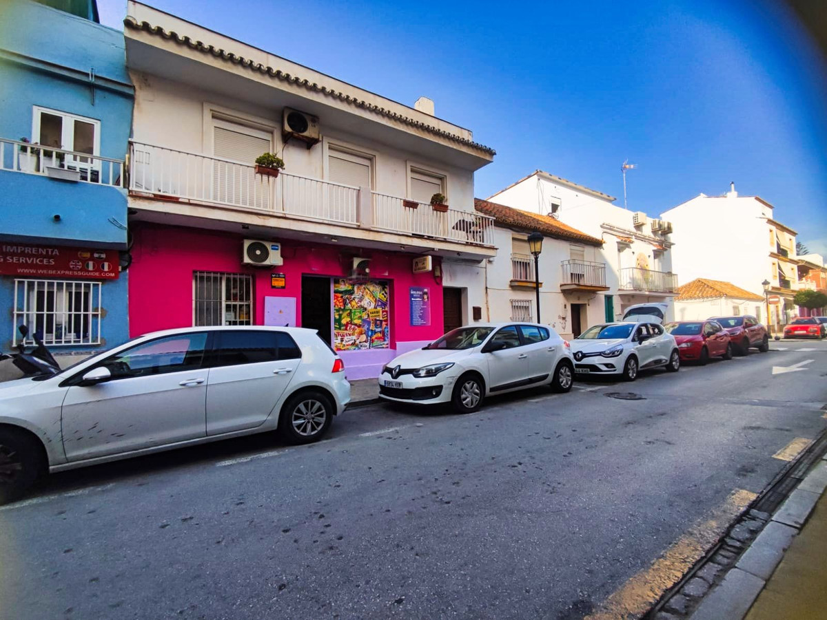 Se vende Tienda  en Costa Del Sol, Málaga, España