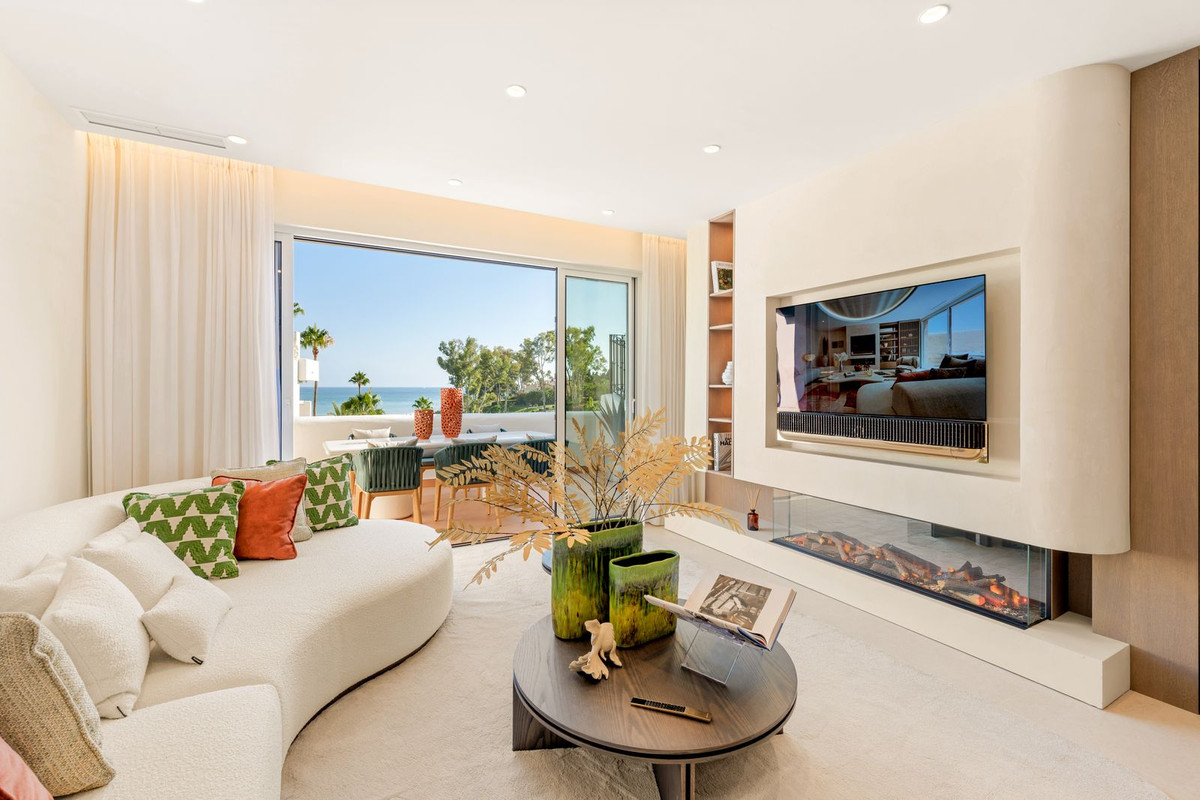 3 Bed Apartment for sale in New Golden Mile Costa Del Sol, Málaga, Spain