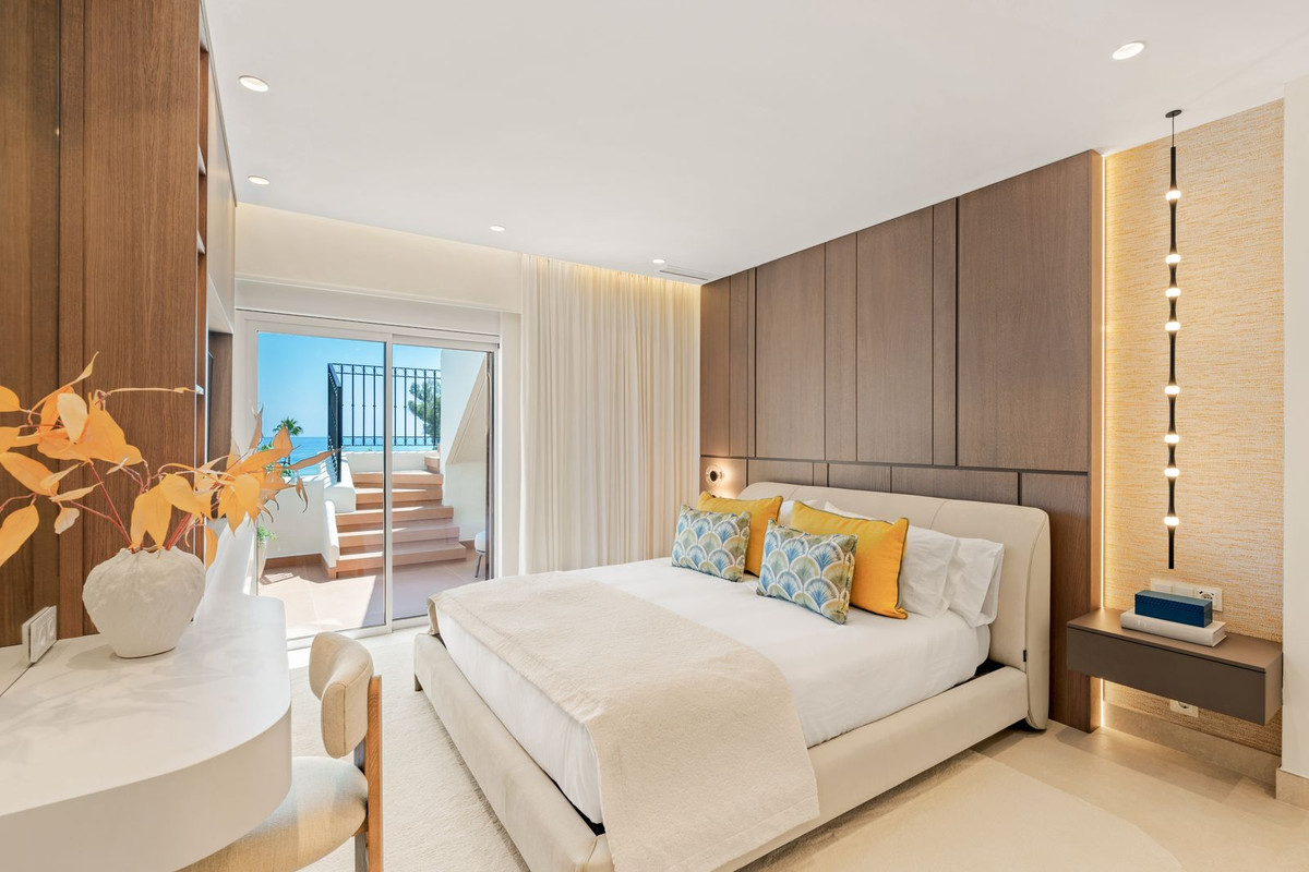 3 Bed Apartment for sale in New Golden Mile Costa Del Sol, Málaga, Spain