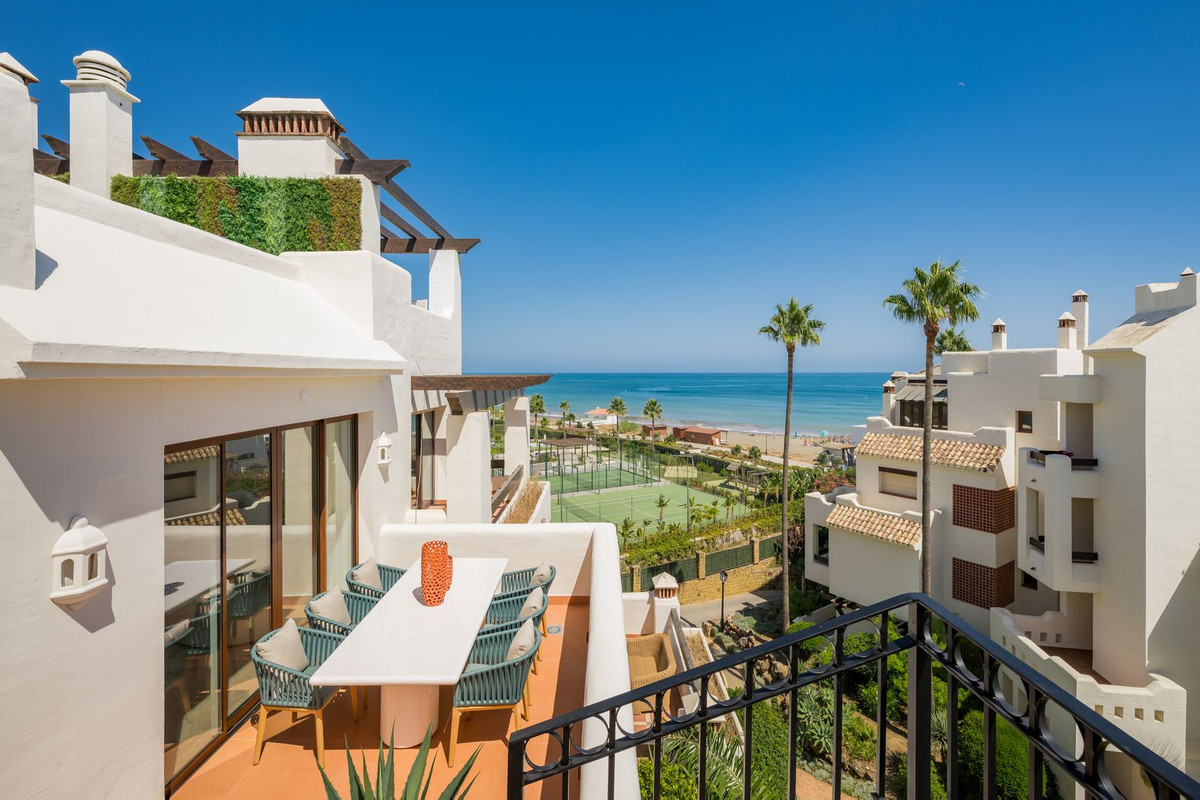 3 Bed Apartment for sale in New Golden Mile Costa Del Sol, Málaga, Spain