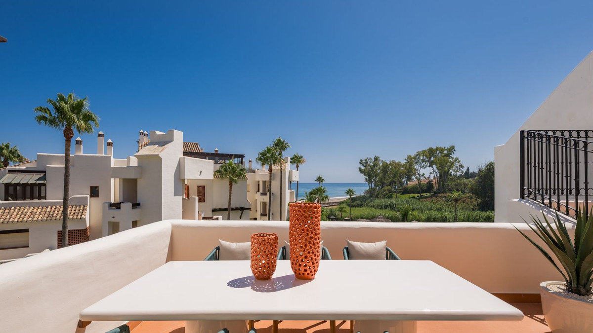 3 Bed Apartment for sale in New Golden Mile Costa Del Sol, Málaga, Spain