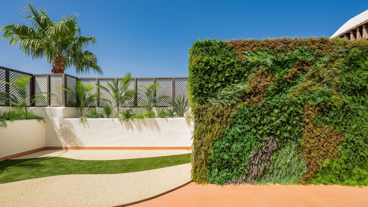 3 Bed Apartment for sale in New Golden Mile Costa Del Sol, Málaga, Spain