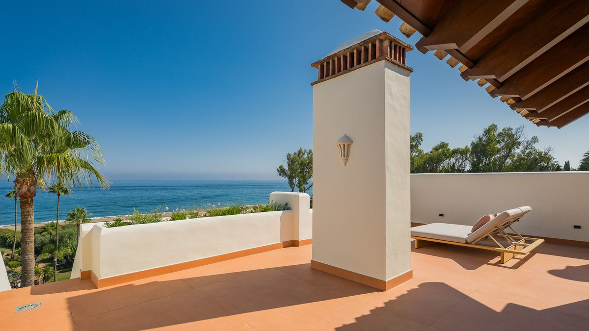 3 Bed Apartment for sale in New Golden Mile Costa Del Sol, Málaga, Spain