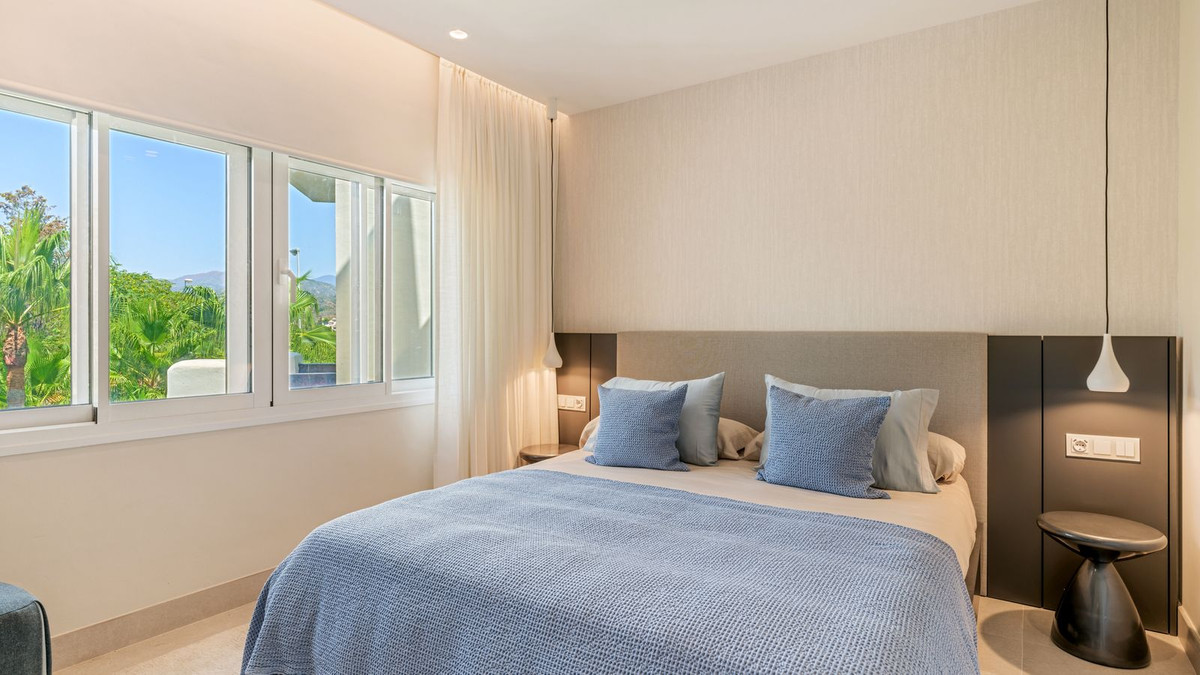 3 Bed Apartment for sale in New Golden Mile Costa Del Sol, Málaga, Spain