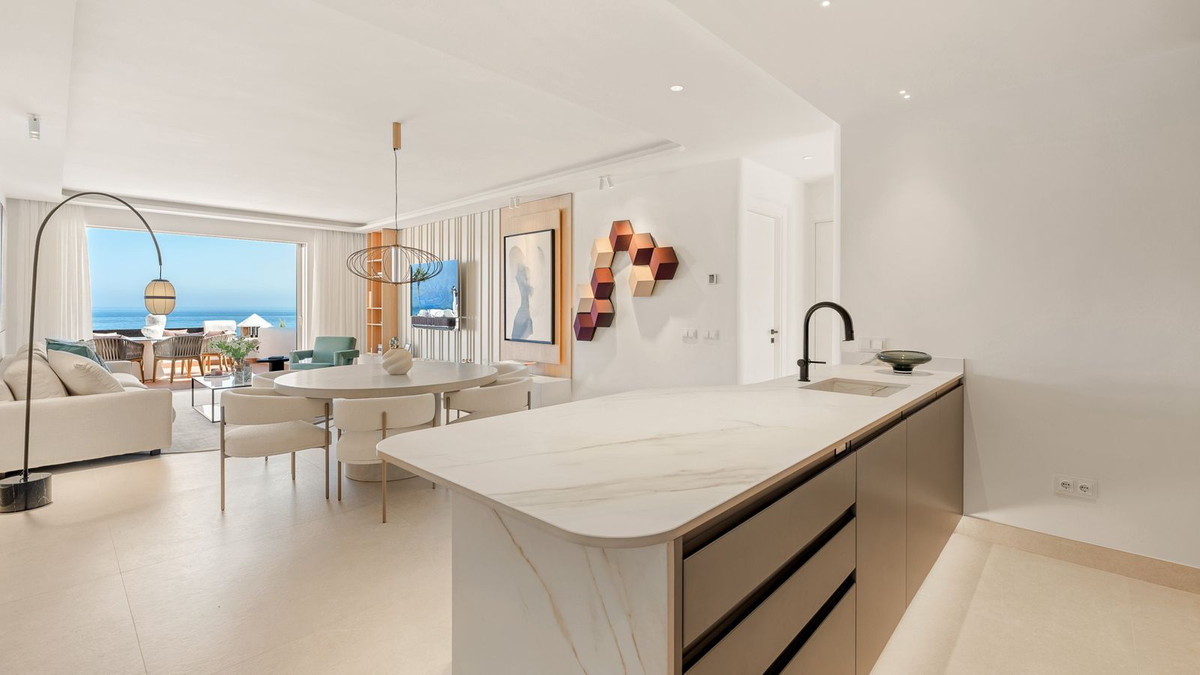 3 Bed Apartment for sale in New Golden Mile Costa Del Sol, Málaga, Spain