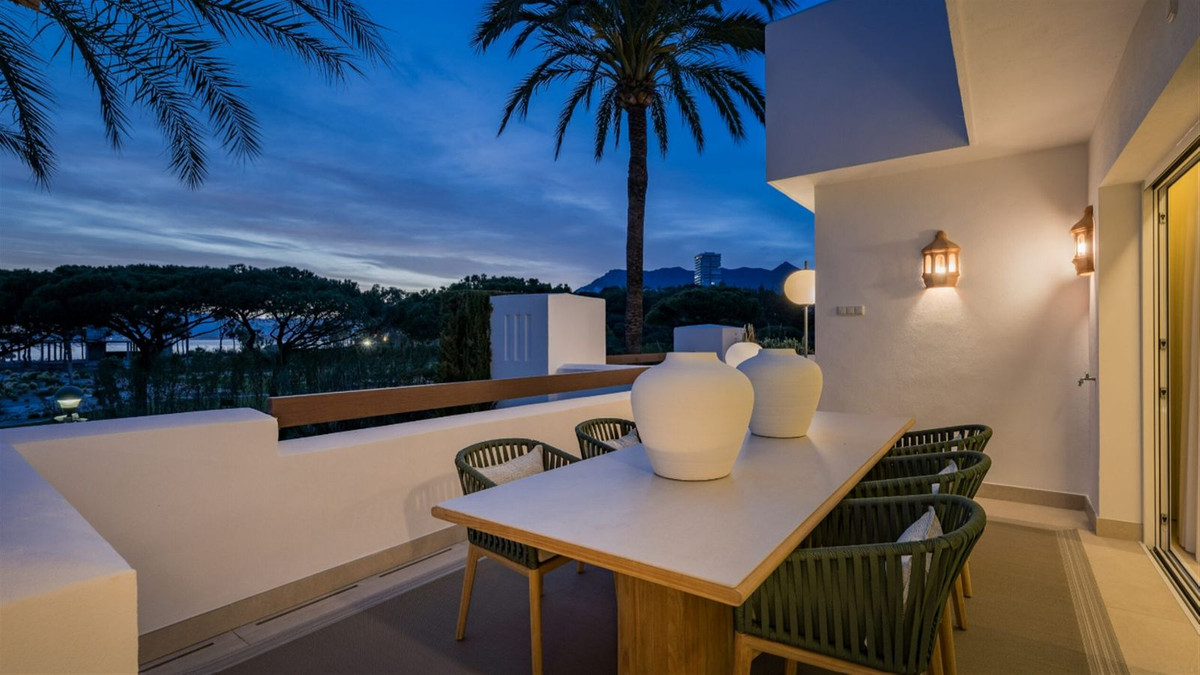 3 Bed Apartment for sale in Los Monteros Costa Del Sol, Málaga, Spain