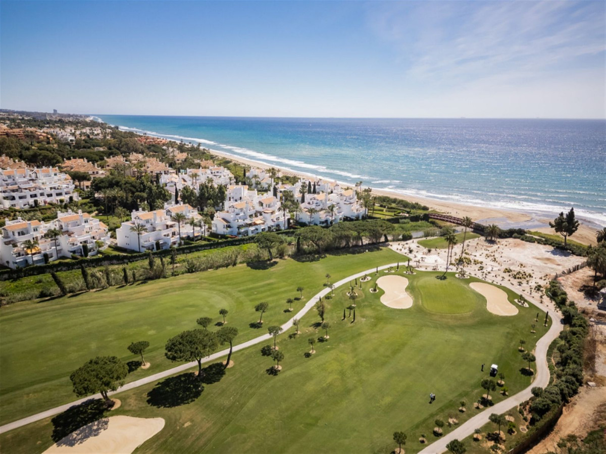 3 Bed Apartment for sale in Los Monteros Costa Del Sol, Málaga, Spain
