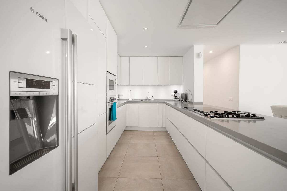 5 Bed Townhouse for sale in Torrenueva Costa Del Sol, Málaga, Spain