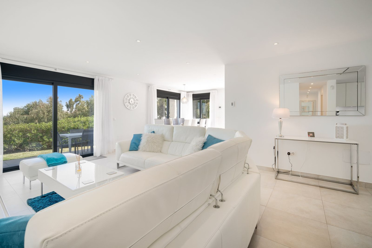 5 Bed Townhouse for sale in Torrenueva Costa Del Sol, Málaga, Spain