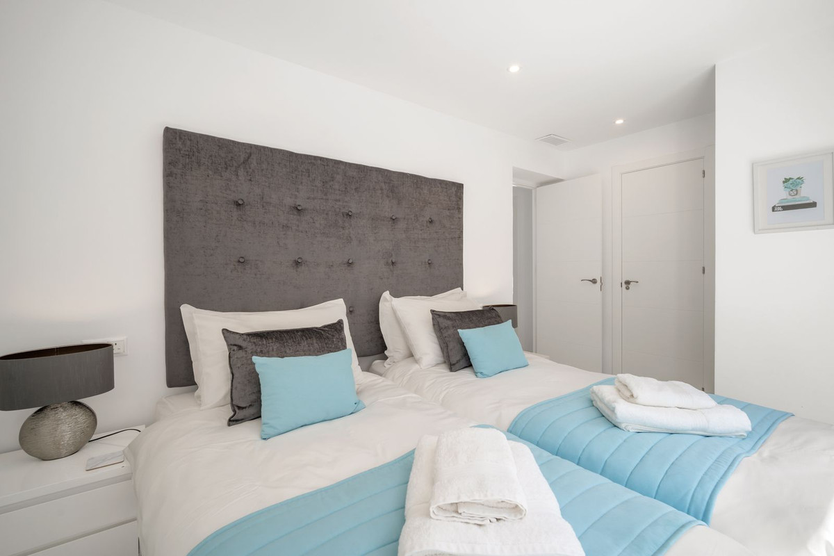 5 Bed Townhouse for sale in Torrenueva Costa Del Sol, Málaga, Spain