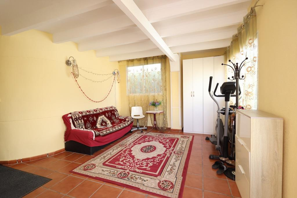 Se vende Villa - Chalet de 4 dormitorios en Costa Blanca, Alicante, España