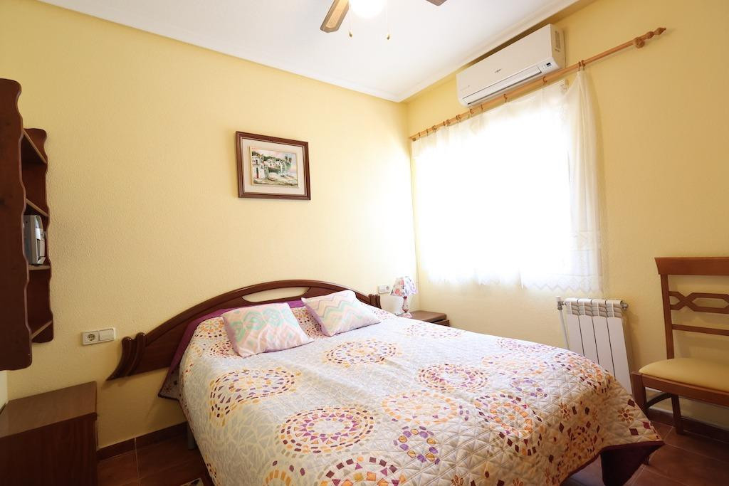 Se vende Villa - Chalet de 4 dormitorios en Costa Blanca, Alicante, España