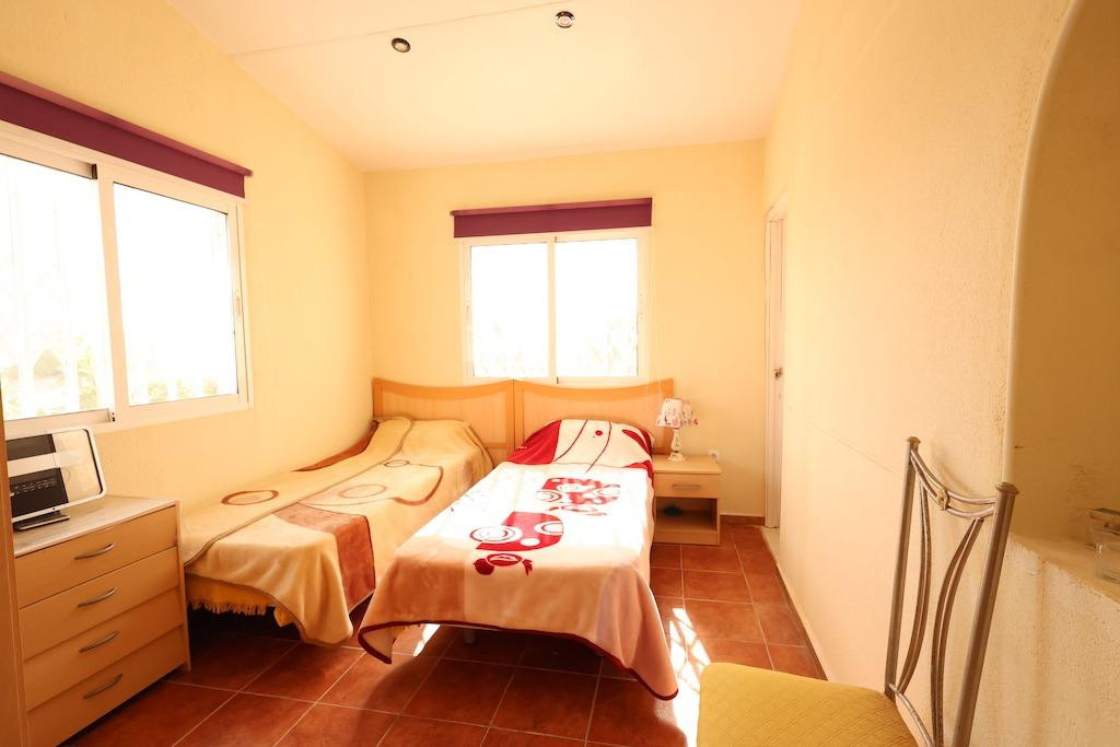Se vende Villa - Chalet de 4 dormitorios en Costa Blanca, Alicante, España