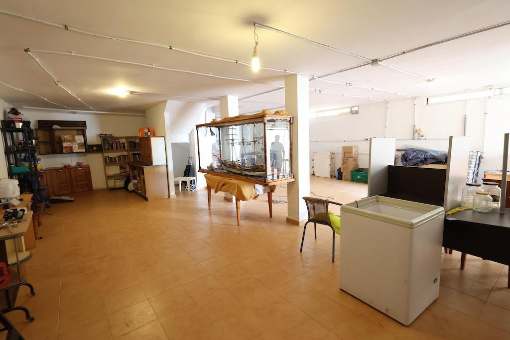 Se vende Villa - Chalet de 4 dormitorios en Costa Blanca, Alicante, España