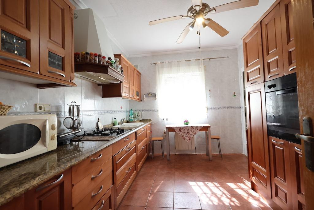Se vende Villa - Chalet de 4 dormitorios en Costa Blanca, Alicante, España