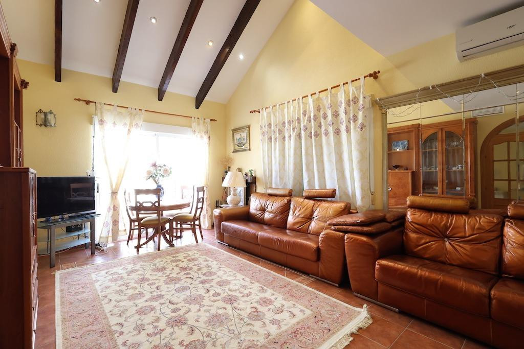 Se vende Villa - Chalet de 4 dormitorios en Costa Blanca, Alicante, España