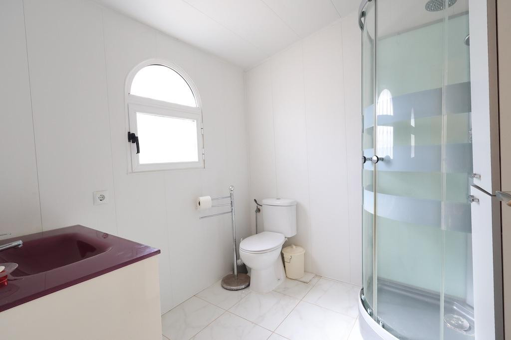 Se vende Villa - Chalet de 4 dormitorios en Costa Blanca, Alicante, España