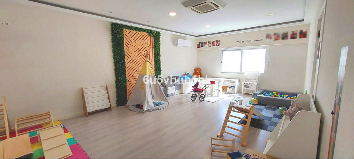 Commercial unit for sale in Fuengirola Costa Del Sol, Málaga, Spain