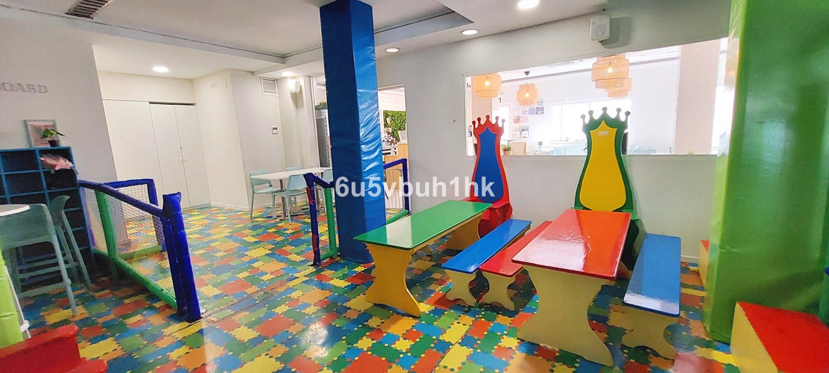 Commercial unit for sale in Fuengirola Costa Del Sol, Málaga, Spain