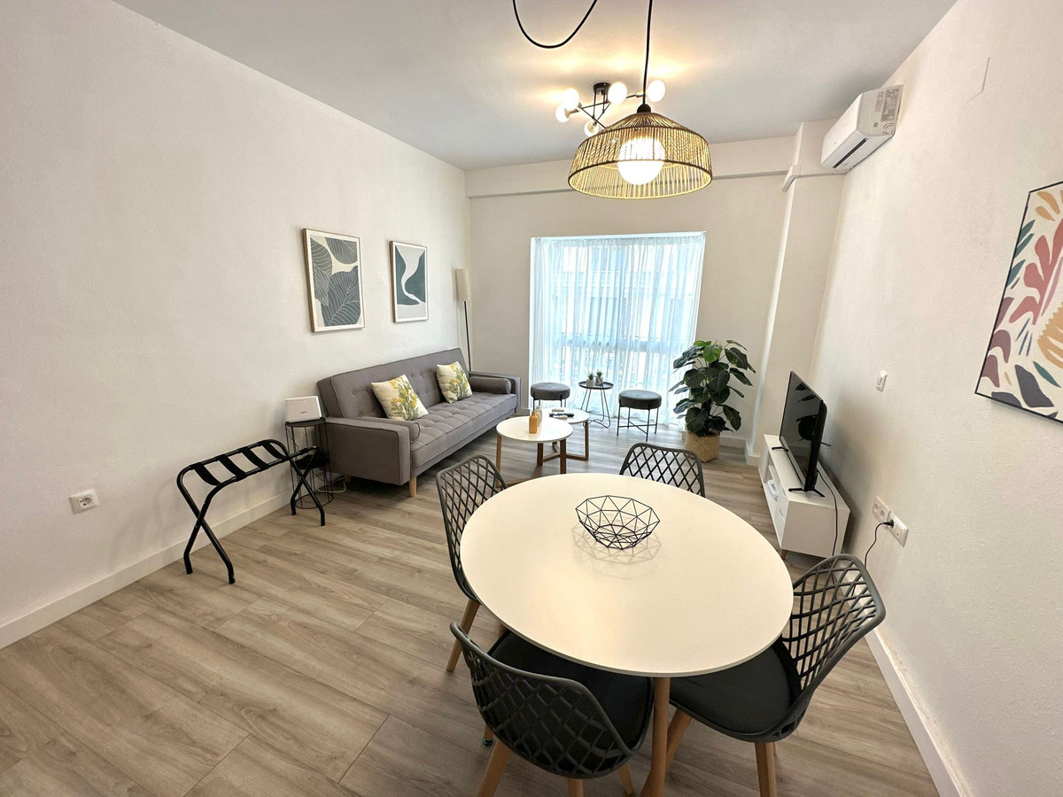 Se vende Apartamento Planta Baja de 2 dormitorios en Costa Del Sol, Málaga, España