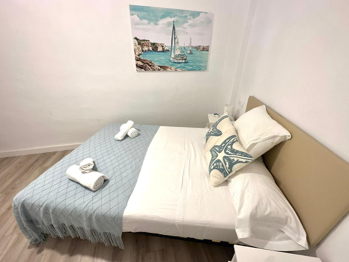Se vende Apartamento Planta Baja de 2 dormitorios en Costa Del Sol, Málaga, España