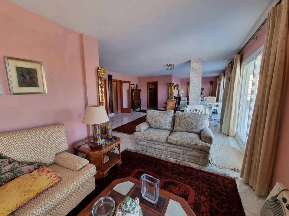 2 Bed Apartment for sale in Calpe Costa Blanca, Alicante, Spain