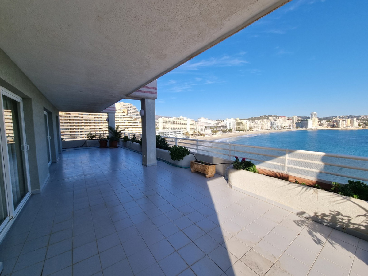2 Bed Apartment for sale in Calpe Costa Blanca, Alicante, Spain